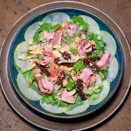 Ensalada de Pernil Ahumado