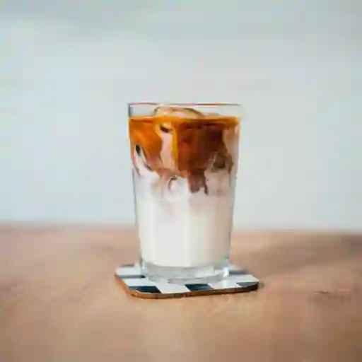 Frío (Latte) 240 ml