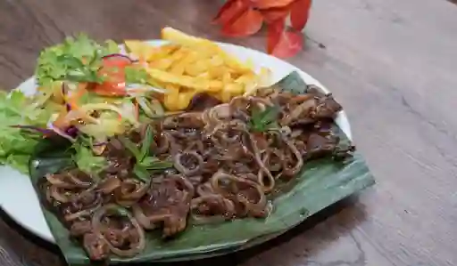 Carne Encebollada