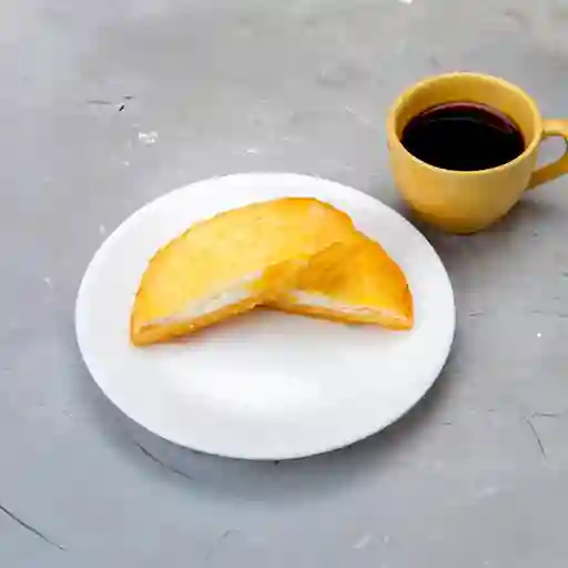 Desayuno con Arepa de Huevo