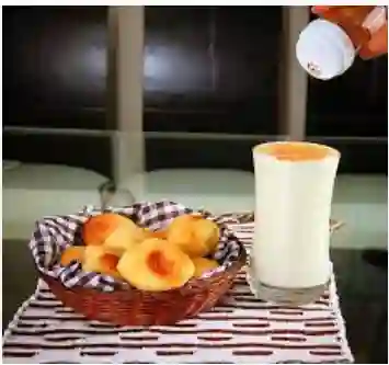 Combo de Almojábana con Avena