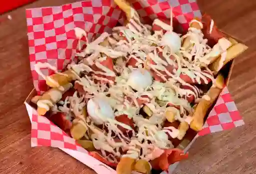 Salchipapas de la Casa