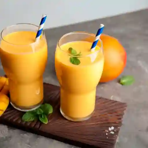 Jugo en Leche de Mango 16 Oz