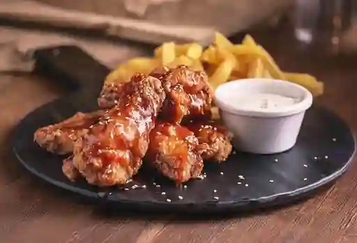 Alitas Crocantes en Salsa Bbq X8 + Papas