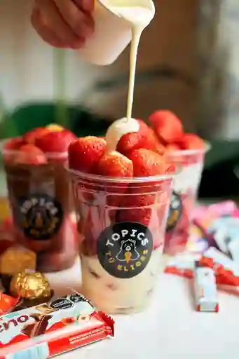 Fresas con Crema y Chocolate