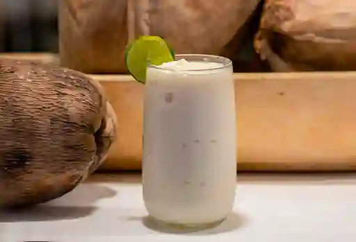 Torta y Limonada de Coco