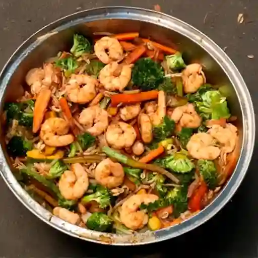 1/4 Caja De Chop Suey Con Pollo, Cerdo y Camarón