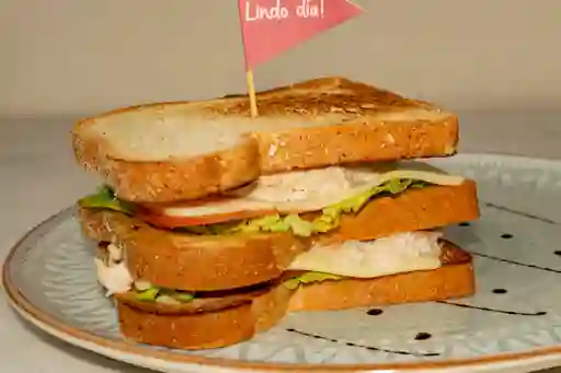 Sándwich Pollo