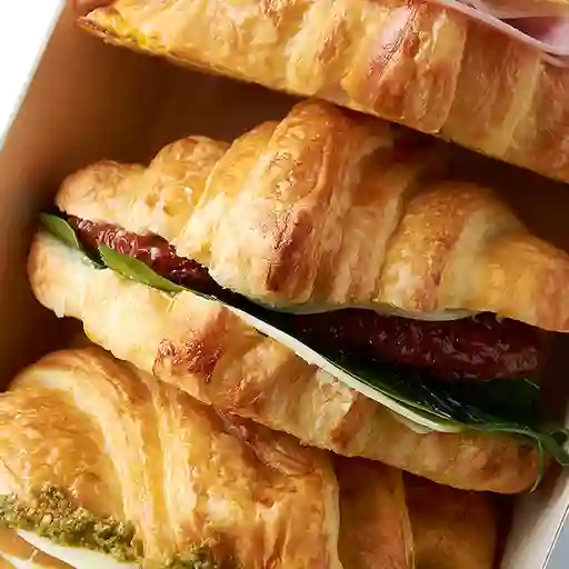 Croissant Pesto