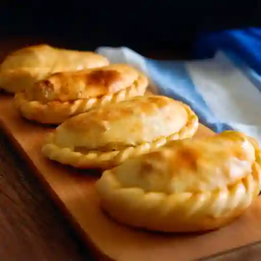 Empanada Hawaiana