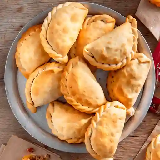 25 Empanadas Variadas