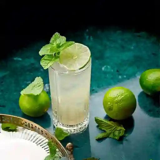Limonada Hierba Buena 16 Oz