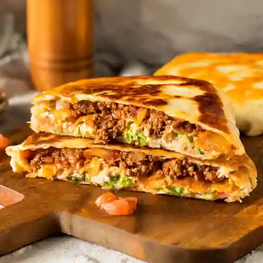 Quesadilla de Pollo a La Mexicana