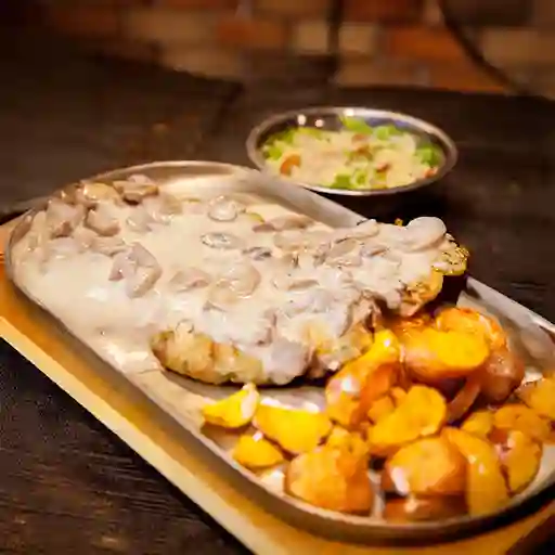 Pollo en Champiñones