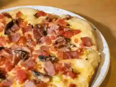 Pizza Lorraine