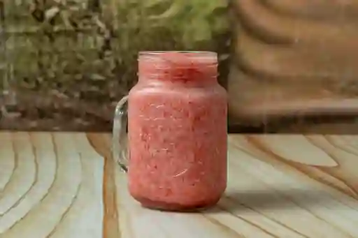 Jugo en Agua de Fresa 600 ml