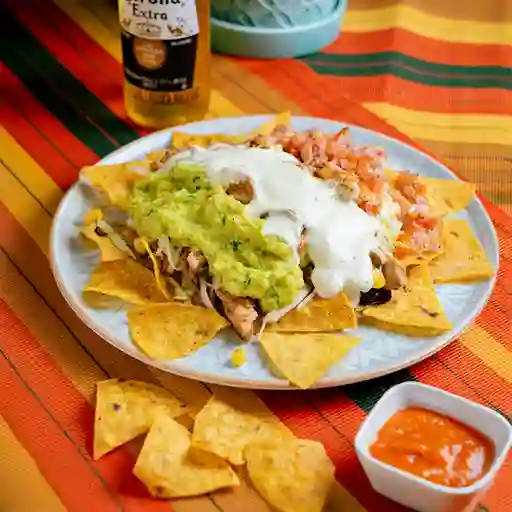 Nachos Mixtos (pollo,res y Cerdo)