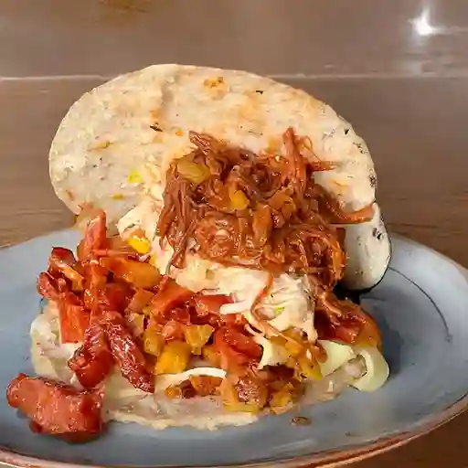 Arepa con Chorizo