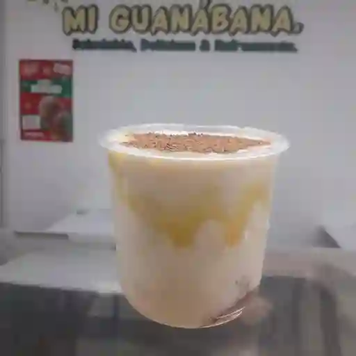 Guanabanazo sin Semilla Mediano 16 Oz