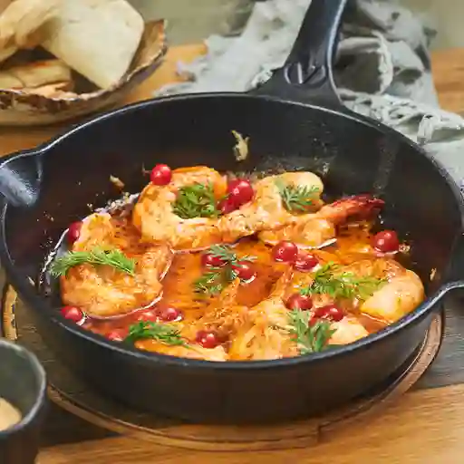 Langostinos y Romesco	