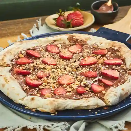 Pizza Avellanas y Fresas	