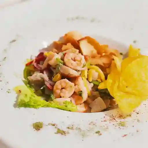 Ceviche Mixto de Pescado Y Camarón