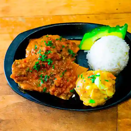 Sobrebarriga en Salsa