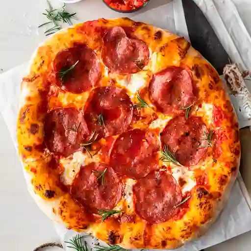 Pizza Salami Pepperoni