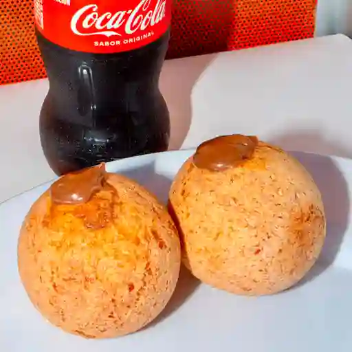 Combo Dos Buñuelos con Chocolate Mas Cocacola 250 ml