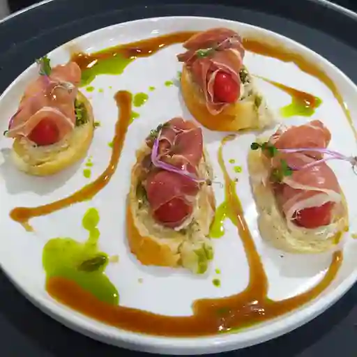 Montaditos Serrano