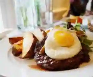Lomo de Res Al Caballo