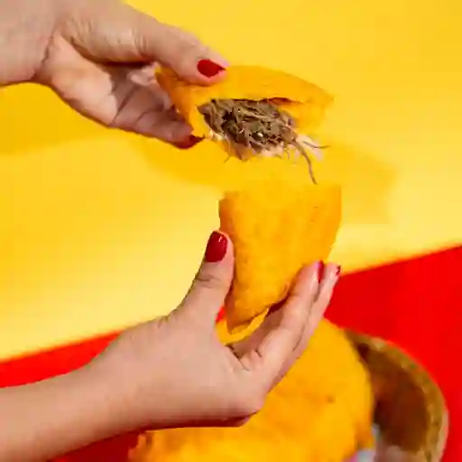 Empanada Ropa Vieja