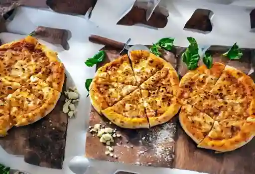 Pizza Quattro Formaggi