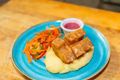 Manto de Cerdo Crocante