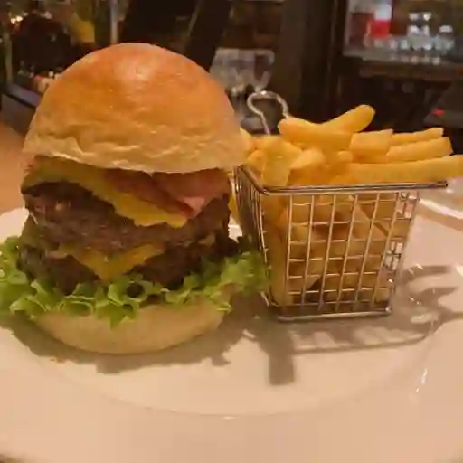 Burger House con Papas
