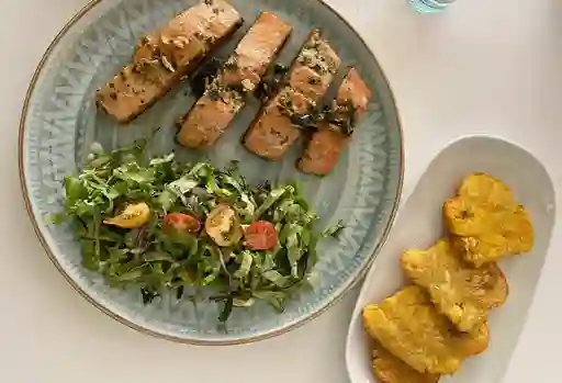 Ensalada de Salmón