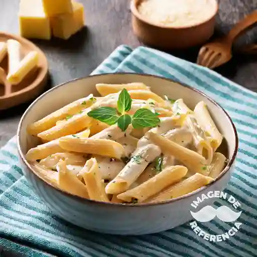 Pasta Cremosa con Pollo