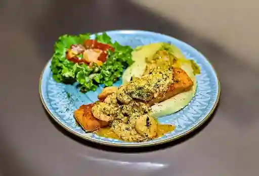 Salmón a la Marinera