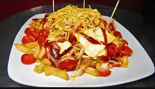 Salchipapa Especial
