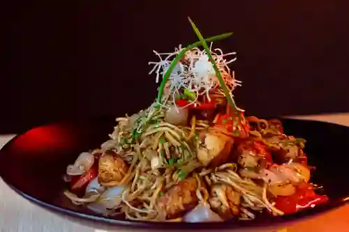 Tallarín con Pollo