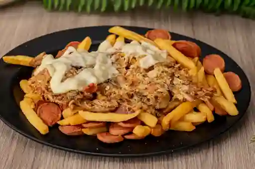Salchipapa Pollo Champi