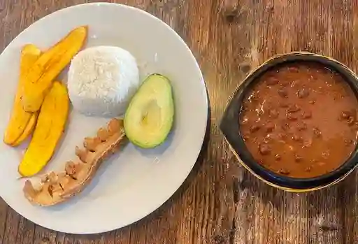 Cazuela de Frijol