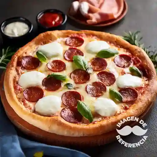 Pizza Camembert de Cabra y Salchicha