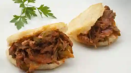 Arepa Costilla de Cerdo