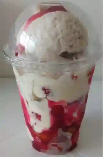 Fresas con Crema y Helado