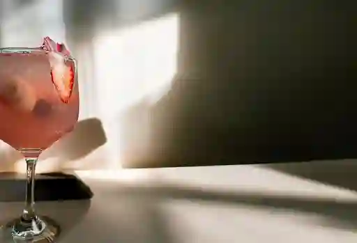 Limonada de Fresa 12 Oz