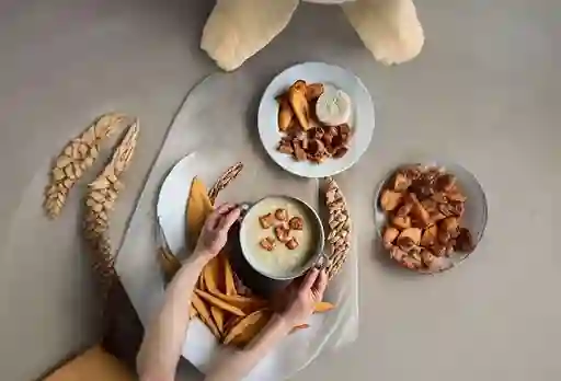 Chicharrón con Yuca