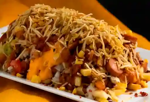 Salchipapa Mixta