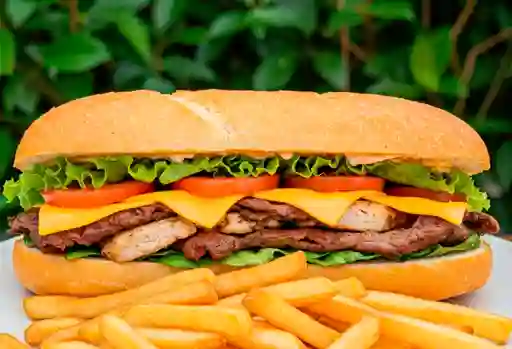 Sándwich Parrillero de la Casa