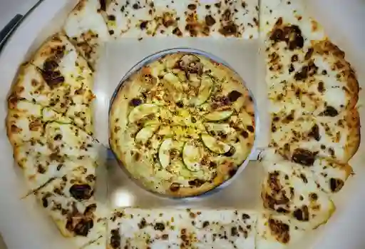 Pizza Queso Azul y Nueces